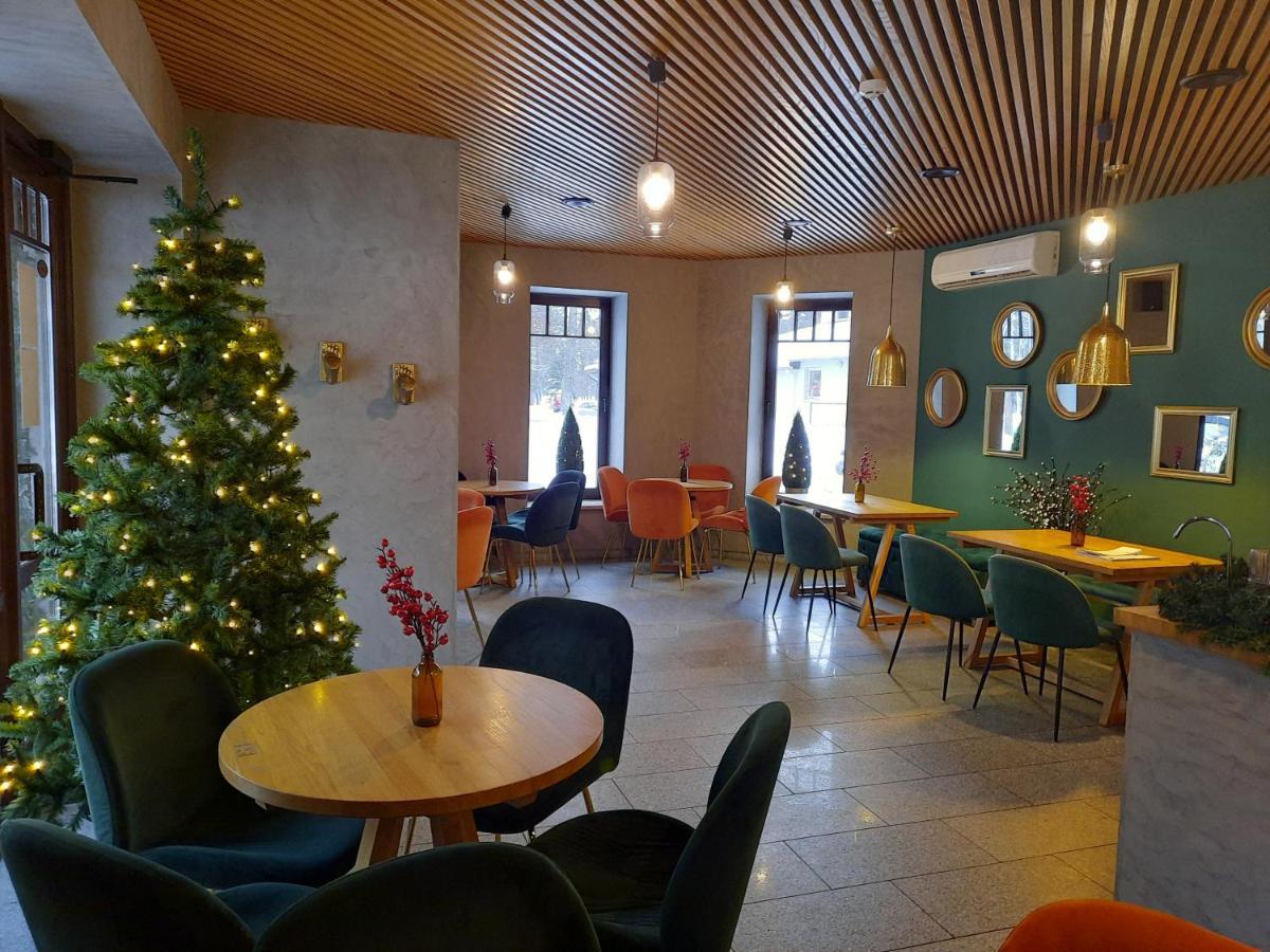 Hotel Pils With Self-Check In Sigulda Exteriér fotografie