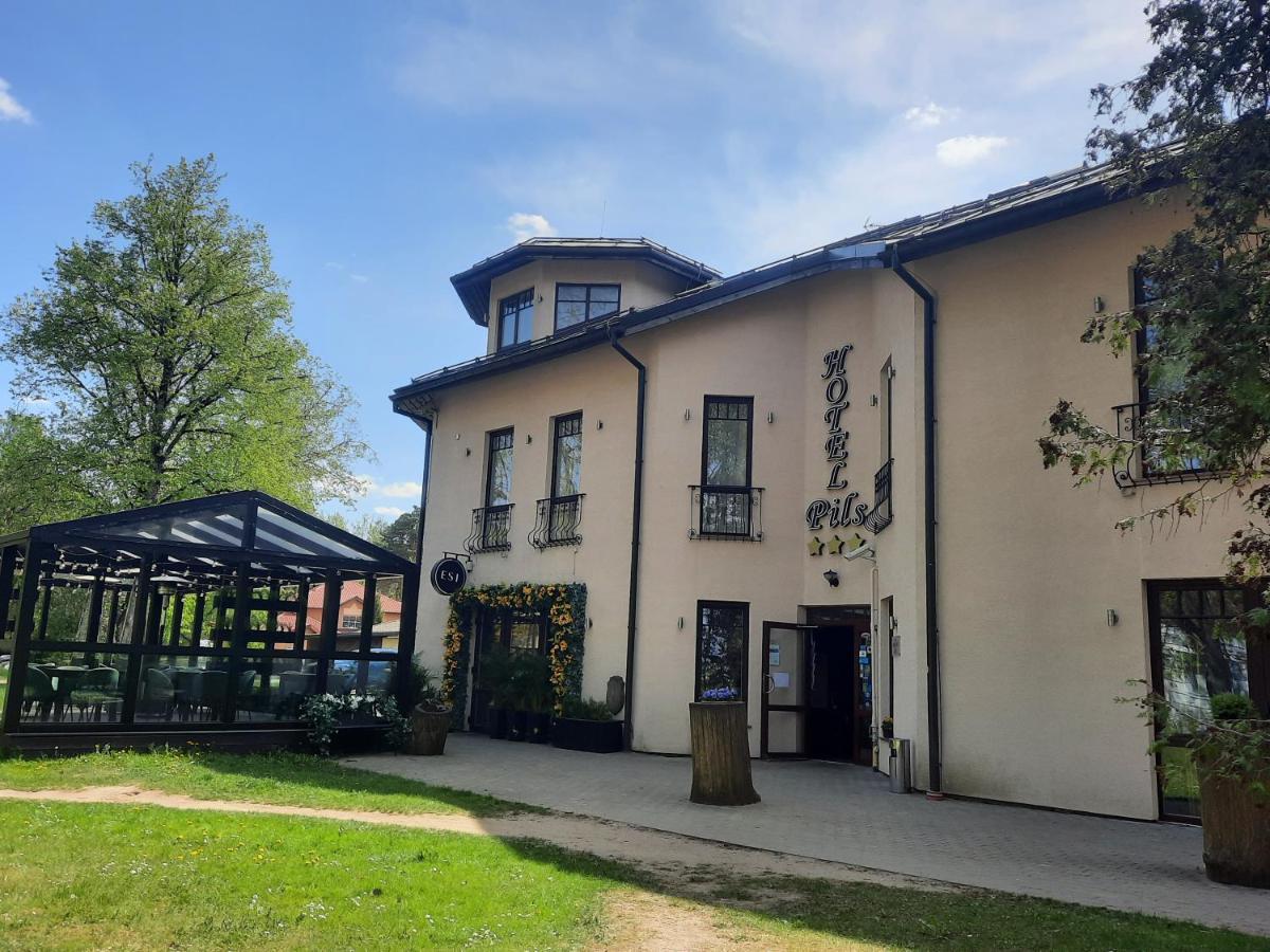 Hotel Pils With Self-Check In Sigulda Exteriér fotografie